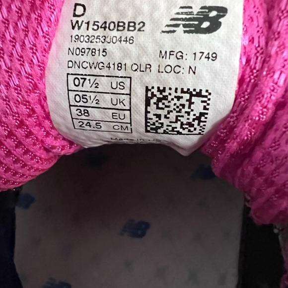 New Balance Womens 1540 V2 W1540BB2 Blue Pink Running Shoes Lace Up Size 7.5 - Picture 8 of 8